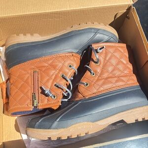 Sperry Duck Boots 8.5